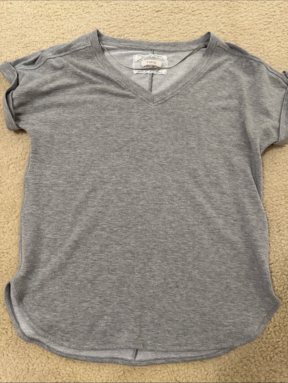 Cupio Heather Gray V-Neck Short Sleeve Top